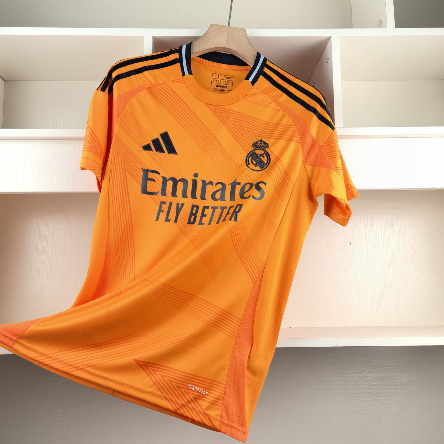 Camiseta Real Madrid 2024-25