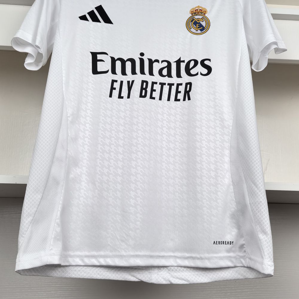 Camiseta Real Madrid 2024-25