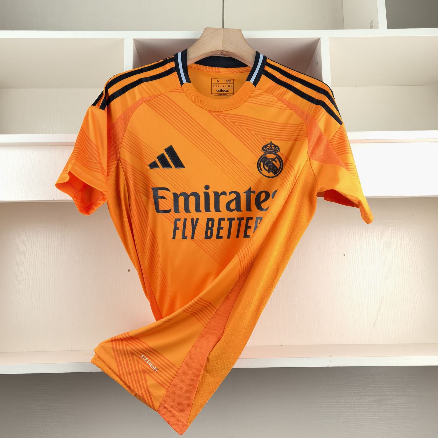 Camiseta Real Madrid 2024-25